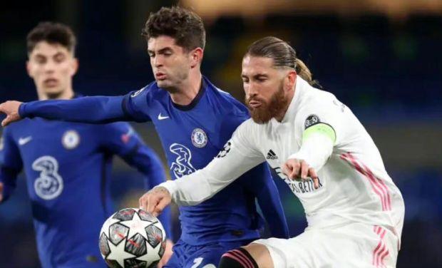 类似琼斯与 类似琼斯与