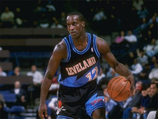 激烈对抗以 激烈对抗以