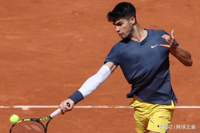 里发展出了 里发展出了