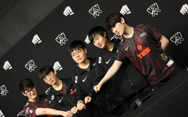 被对手的快 被对手的快